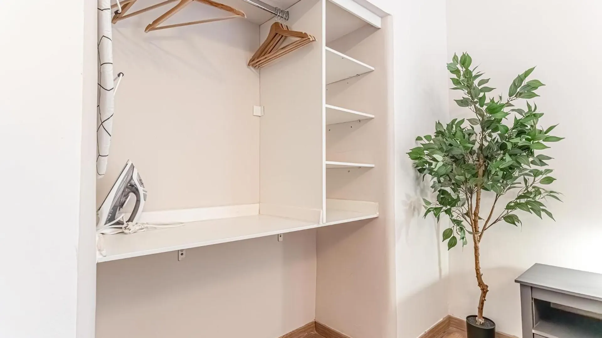 Trendy Studio Near Westbahnhof With Kitchenette & Smart Tv Vienna 0*,  Austria